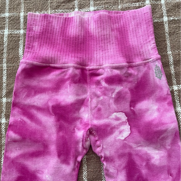 VGUC, Free People Movement Women’s Pink Tie Dye Workout Leggings Size XS - Picture 4 of 10